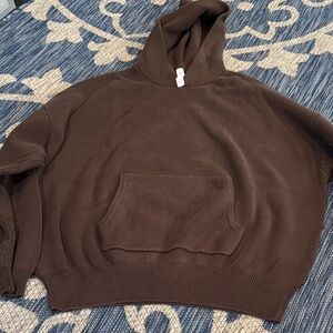 ALO Yoga Scholar Hooded Sweater